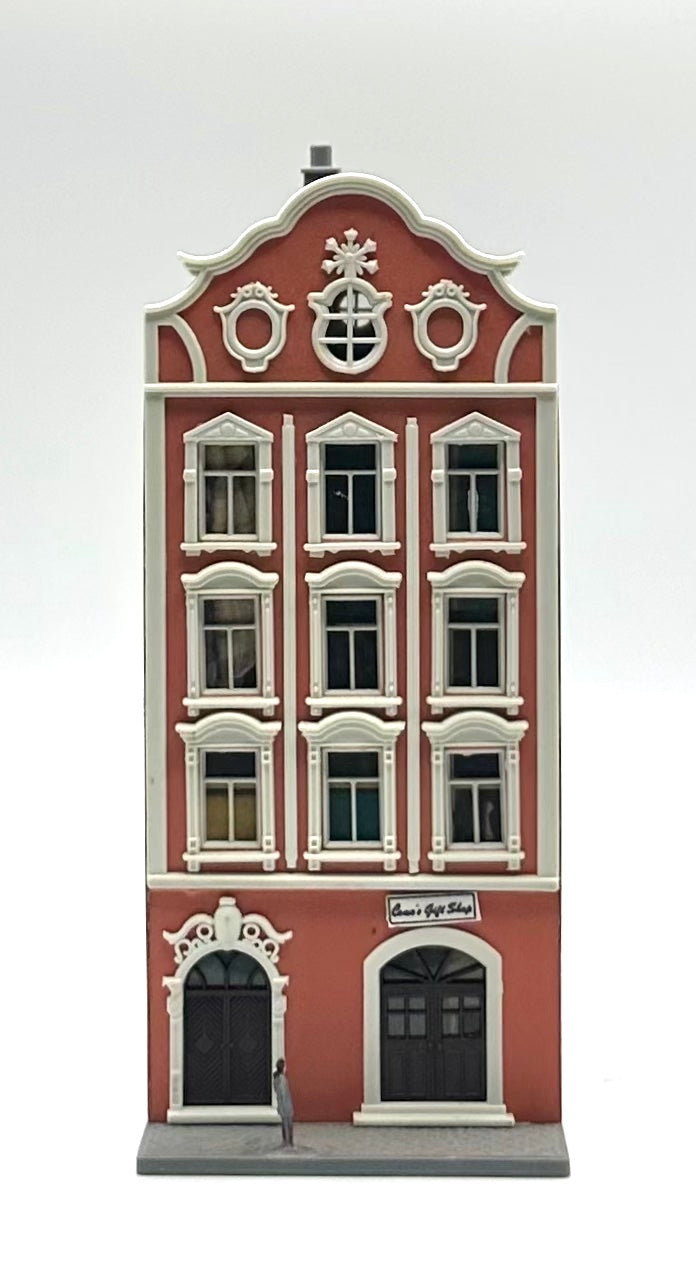 Pola N Scale 4-Story Building Apartment & Coffee Shop. With Internal Light