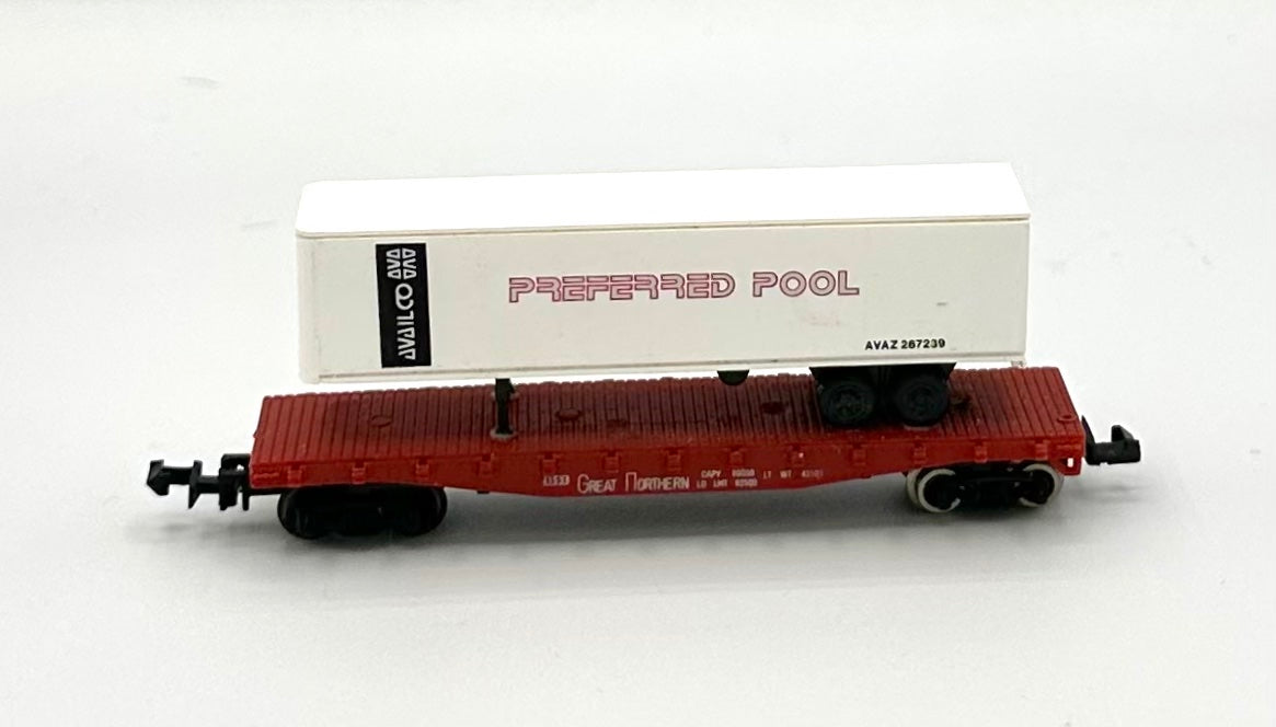 Lima N Scale Great Northern Piggy Back Flatcar + 1 Preferred Pool Trailer Load