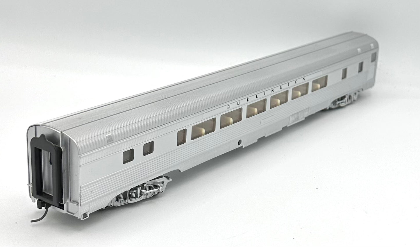 Walthers HO Scale Burlington Large Window Configuration Coach