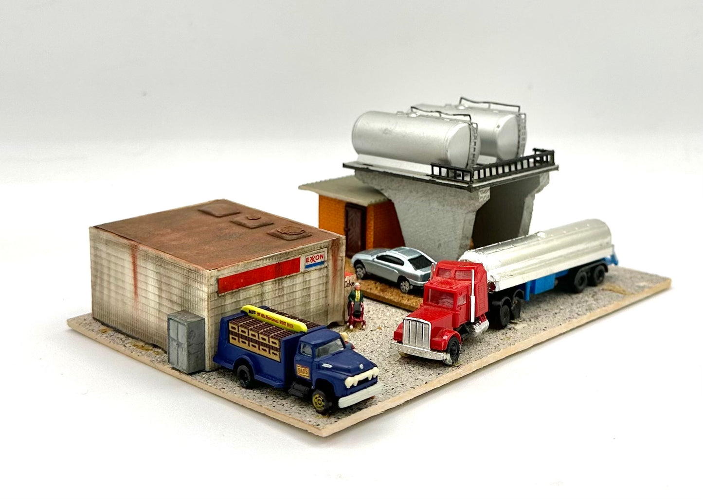 N Scale Custom Painted /Weathered  Gas Station/Depot Diorama