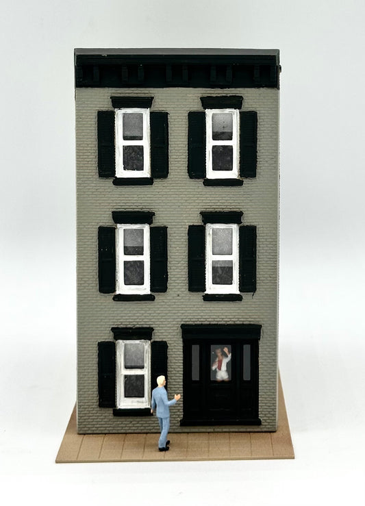HO Scale 3-Story Custom Painted Town House Fully Assembled. Lighted