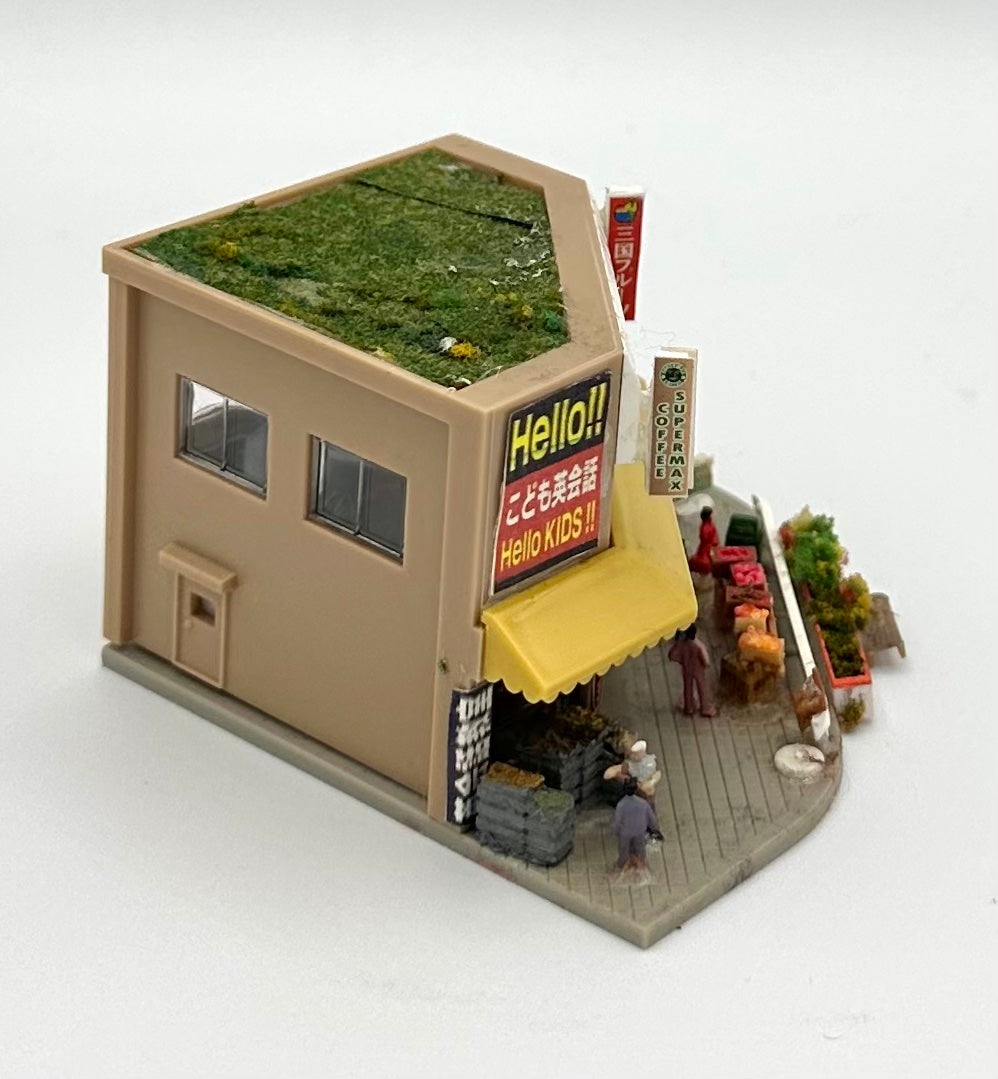 Tomix 4015 N Scale Japanese 2-Story Corner Building SuperMax Coffee Diorama