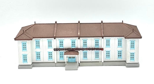 TomyTec N Scale "Lech Memorial Hospital" Building