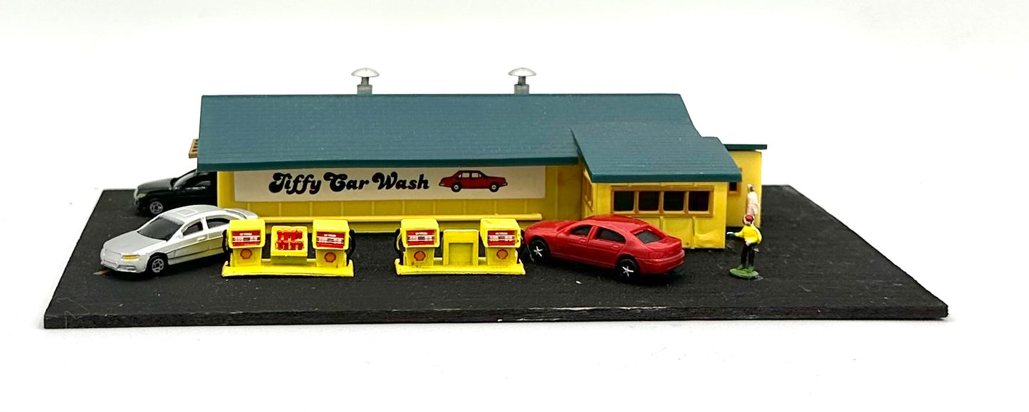 Bachmann N Scale  Car Wash And Gas Station Diorama