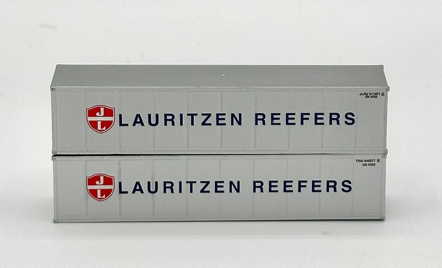 Deluxe N Scale Lauritzen Reefers 40' High Cube Paneled Refrigerator Containers 2 pc.