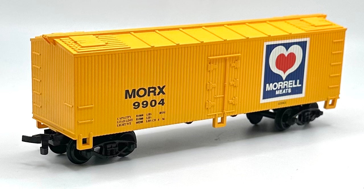 LifeLike HO Scale 21912  Morrell Meats Wood Sheathed Reefer Car.