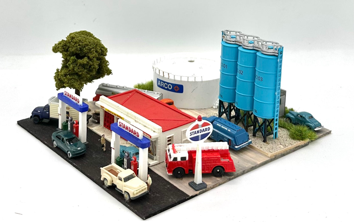 N Scale Weathered Custom Built Standard Gas  Station and Tanker Supply Depot Diorama