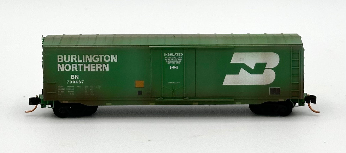 Micro Trains N Scale 038 44  200 Weathered Burlington Northern 50' STD Box Car