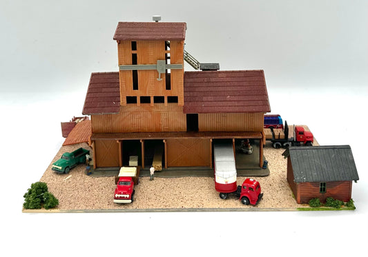 Model Power N Scale 4-Story Industrial  Lumber Yard Buildings "Tomson  & Co." Diorama