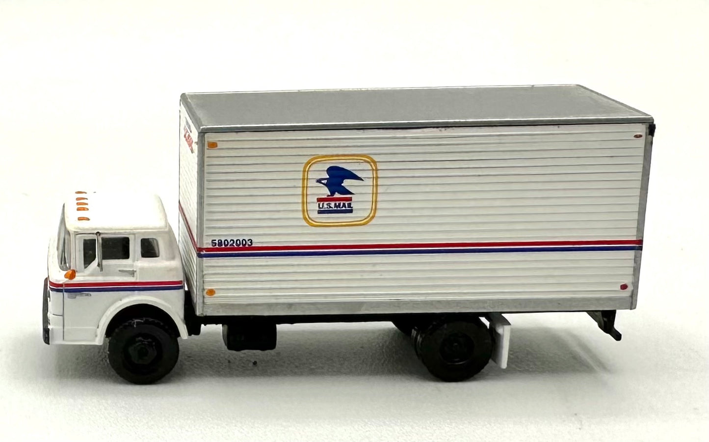 Athearn N Scale US Mail Service Ford C Series Box Truck