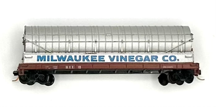 Atlas N Scale Milwaukee Vinegar Co. Wood Tank Car MVX 10